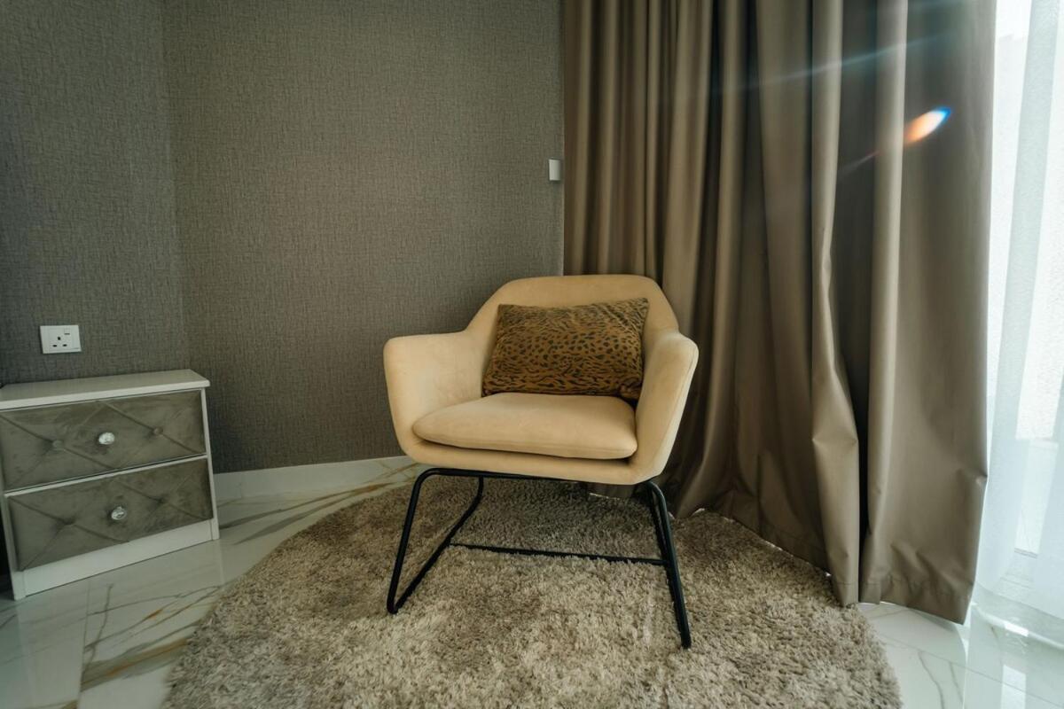 Aws Holiday Homes - Luxurious 2Br In Business Bay Dubai Buitenkant foto
